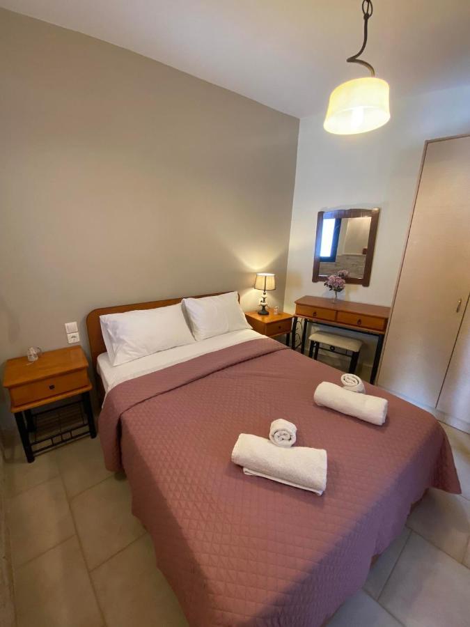 Panormos  Mouselis Apartments מראה חיצוני תמונה