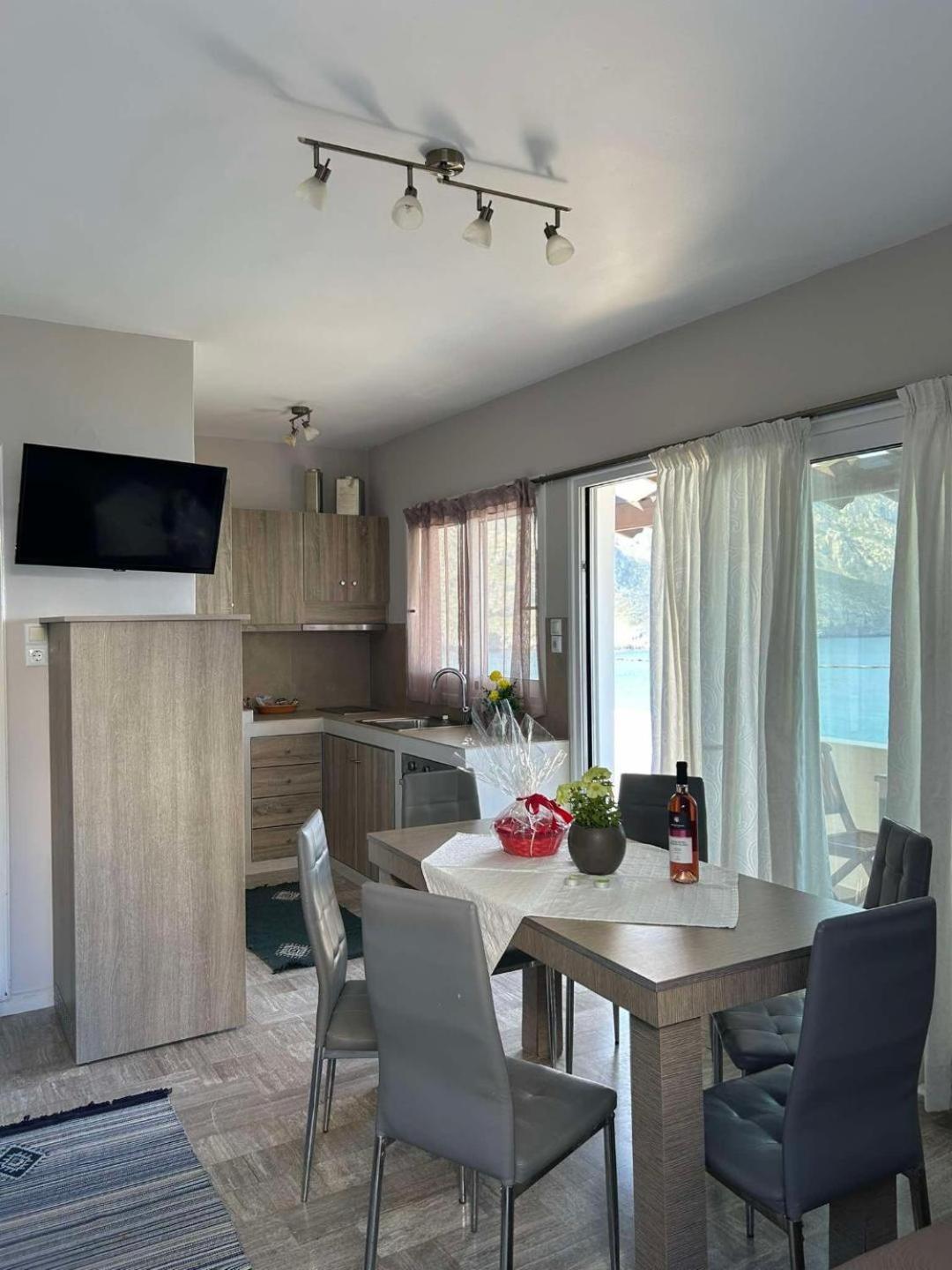 Panormos  Mouselis Apartments מראה חיצוני תמונה
